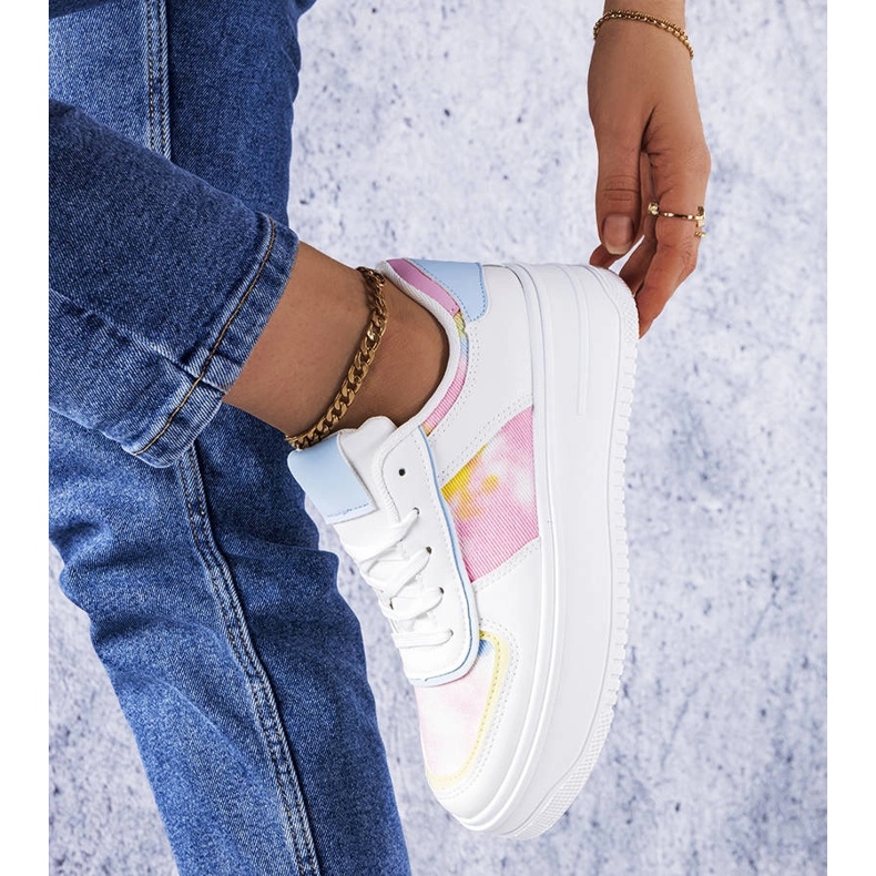 Bílé a modré boty na platformě od Heloise bílý 1