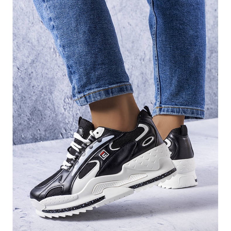 Černé tenisky na klínku od Germain černá 1