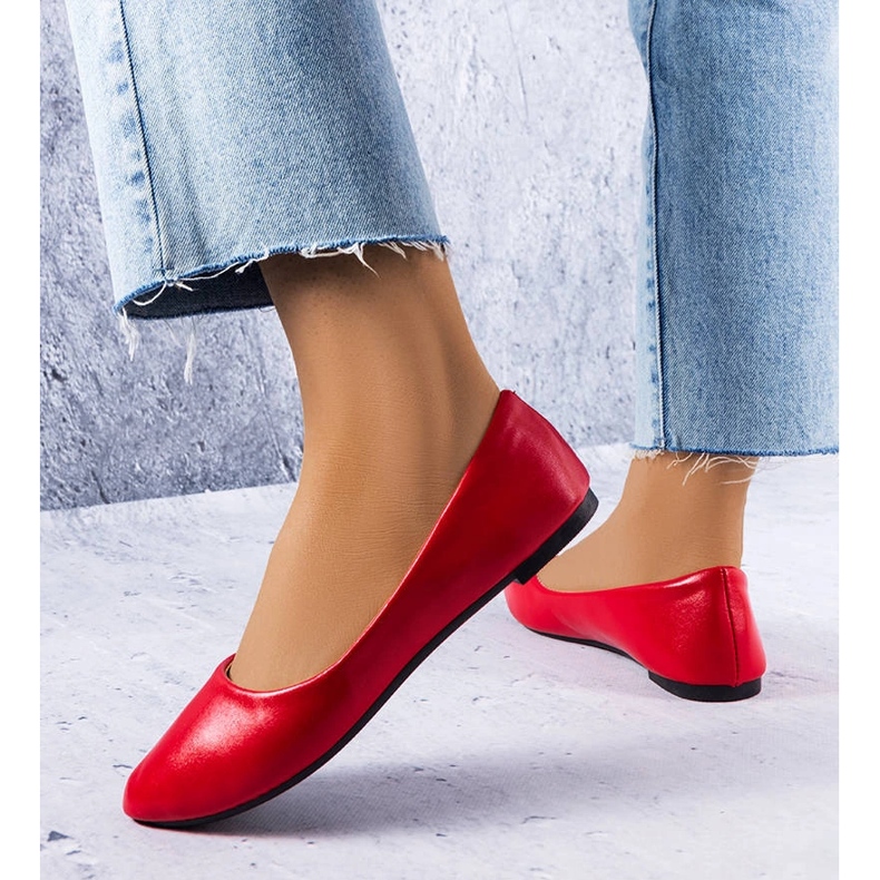 Narcisse červené klasické baleríny 1