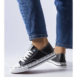 Černé prolamované tenisky Big Star FF274023 černý 1