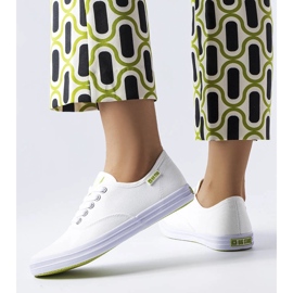 Bílé látkové tenisky Big Star JJ274260 bílý 1