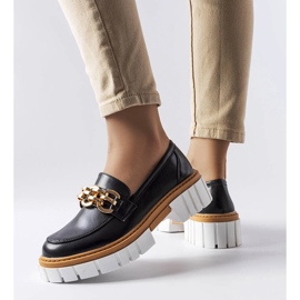 Černé robustní mokasíny od Casgrain černá 1