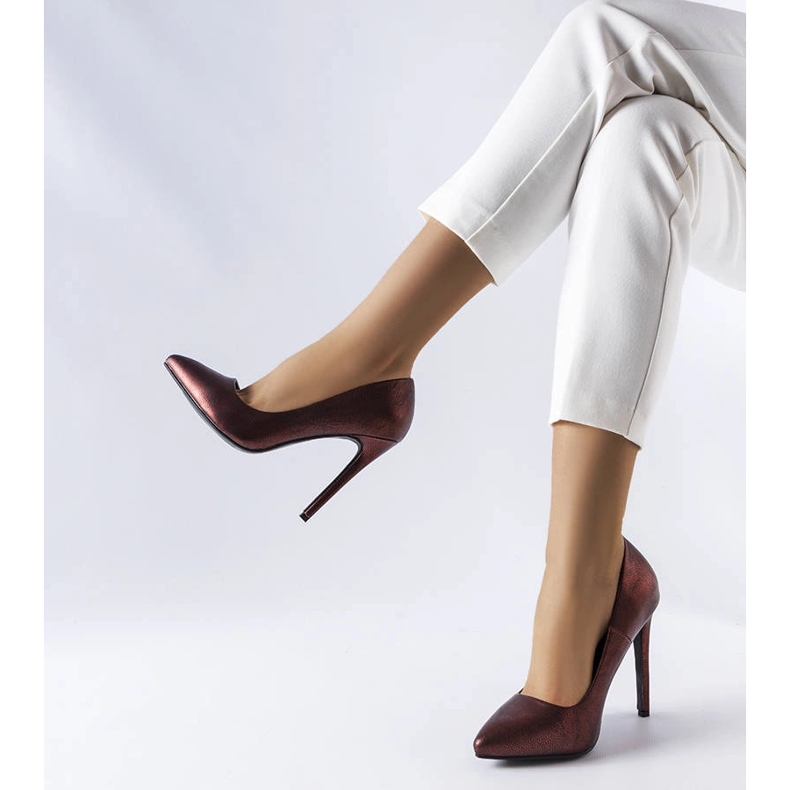 Červené třpytivé lodičky ze Sébastopolu 1