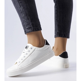 Bílé látkové tenisky Big Star LL274091 bílý 1 Bílé látkové tenisky Big Star LL274091 bílý 1