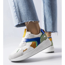 Bílé tenisky ze směsových materiálů značky Riel bílý 1 Bílé tenisky ze směsových materiálů značky Riel bílý 1