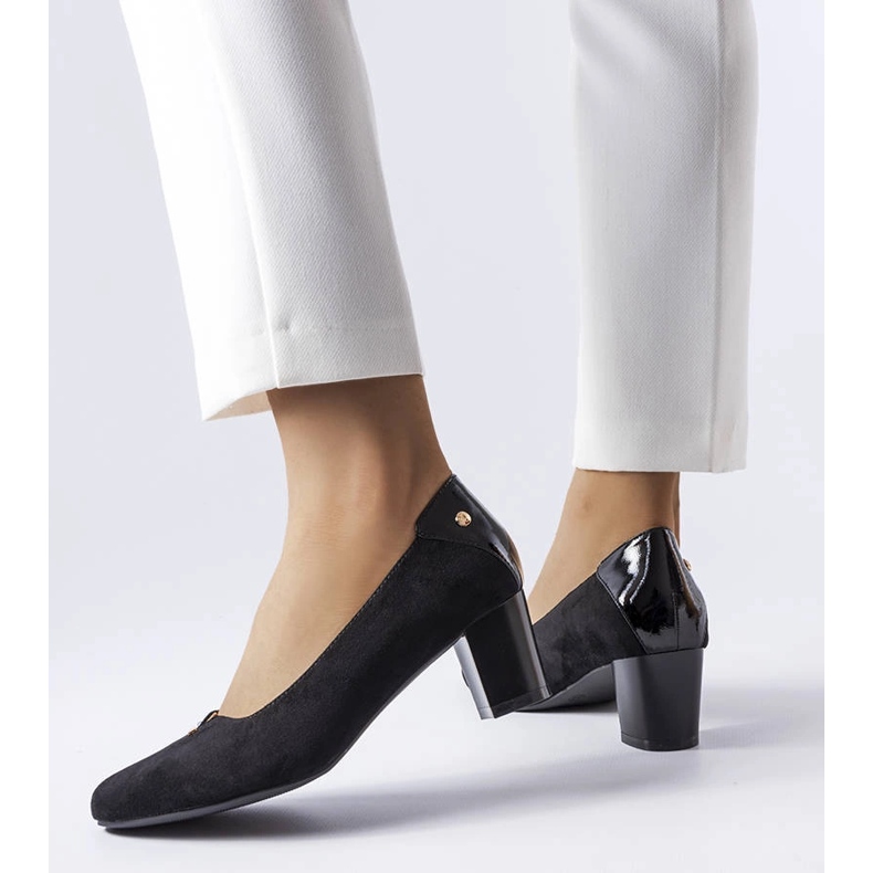 Černé elegantní lodičky značky Vinceza černý 1