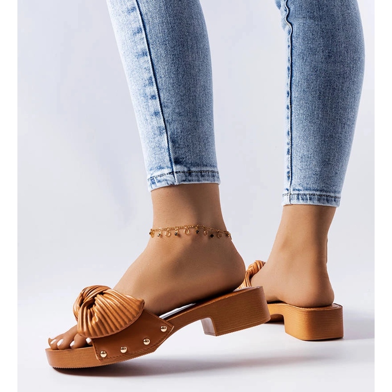 Rochefort hnědé jezdce na nízkém podpatku hnědý 2