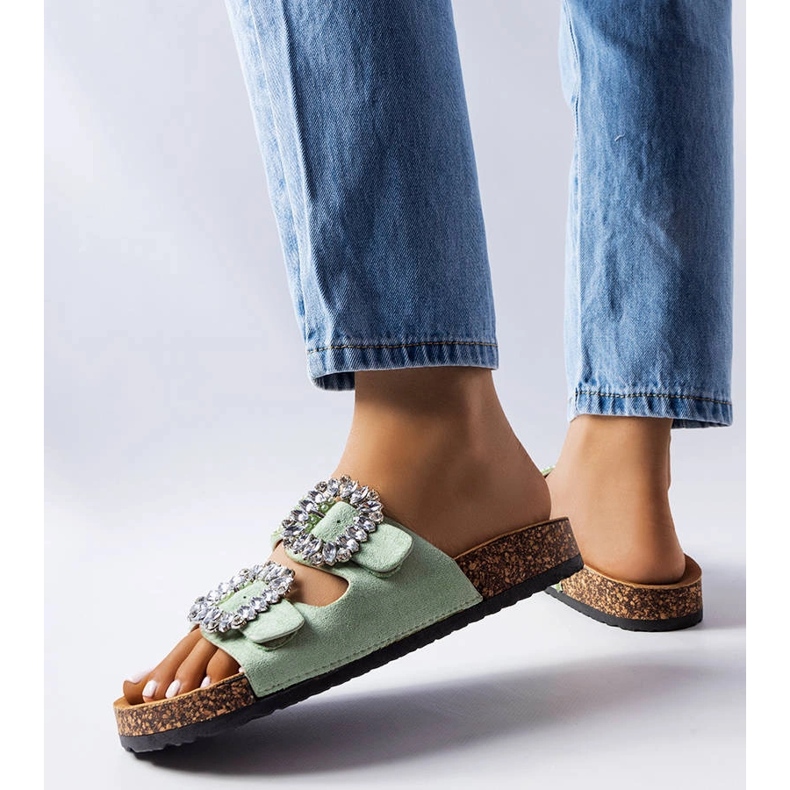 Zelené skluzavky zdobené kamínky Racine zelená 1