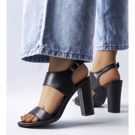 Černé jehlové sandály Rachelle černá 1