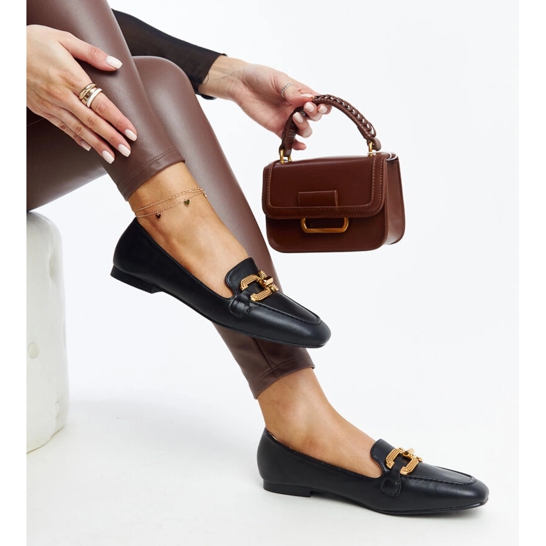 Černé mokasíny s přezkou od Rousseau černá 1