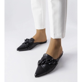 Černé elegantní sandály s řetízkem od Patenaude černý 1