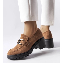 Hnědé boty s koženou stélkou značky Vinceza hnědý 1