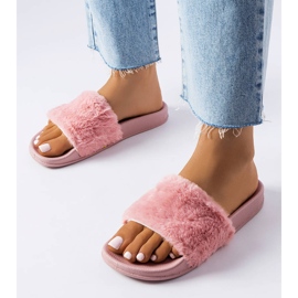 Růžové skluzavky s kožešinou od Raffaele růžový 1 Růžové skluzavky s kožešinou od Raffaele růžový 1