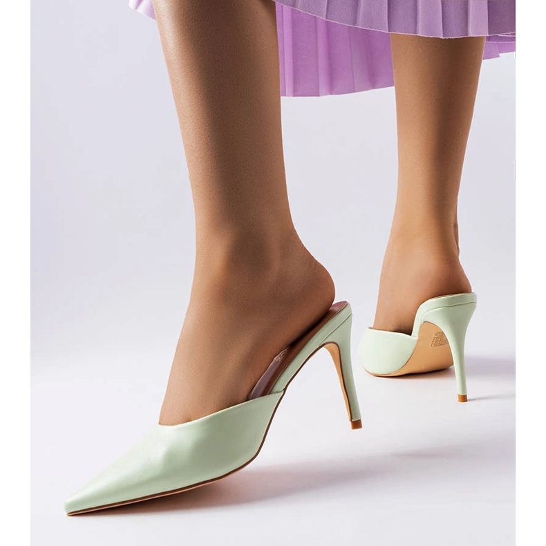 Zelené posuvníky na patě Drainer zelená 1