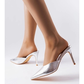 Stříbrné jezdce na patě Drainer stříbro 1