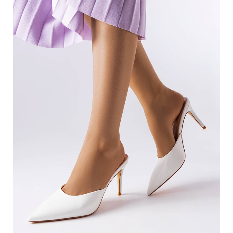 Odkapávací bílé jehlové podpatky bílý 1