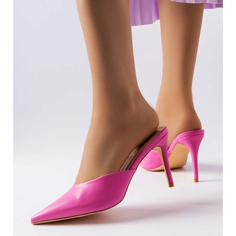 Růžové sandály na podpatku Drainer růžový 1