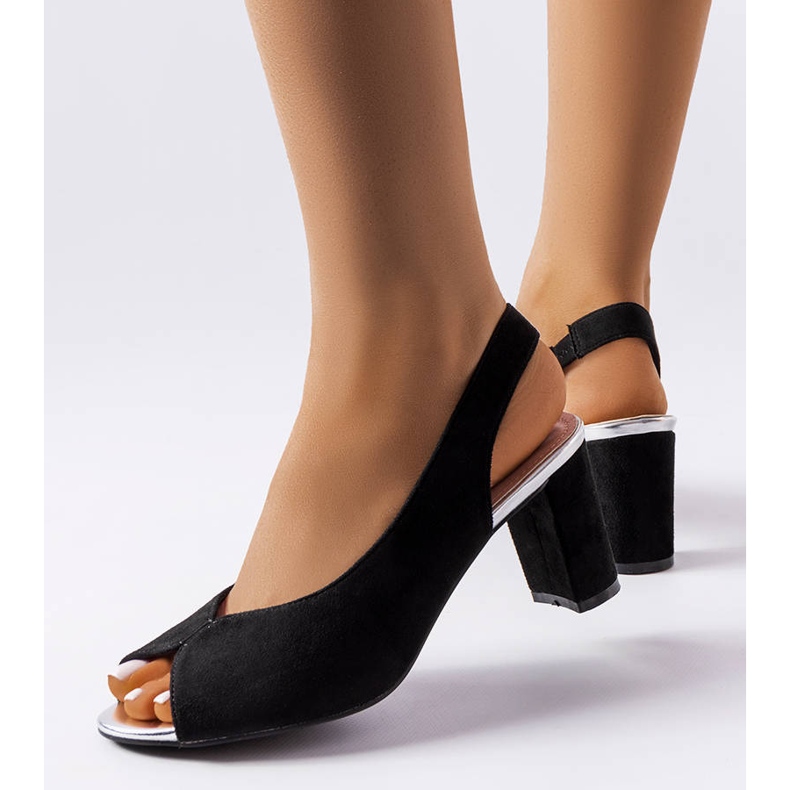 Černé elegantní sandály značky Giroux černý 1