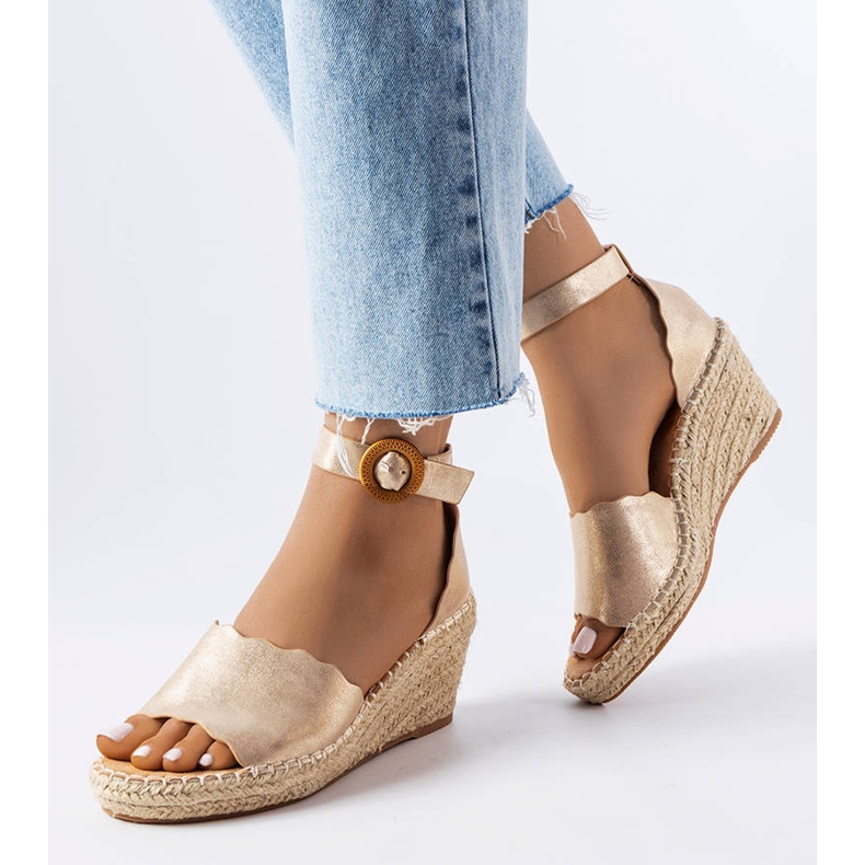 Evento Turcottové zlaté espadrilky zlatý 1 Evento Turcottové zlaté espadrilky zlatý 1
