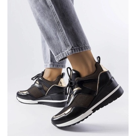 Venezia Černozlaté tenisky na klínku od Vinceze černá 1