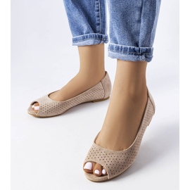 Béžové prolamované baleríny z Achátu béžový 1