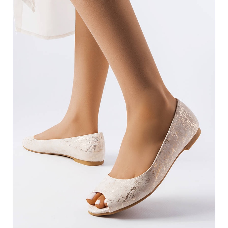 Zlaté baleríny s otevřenou špičkou od Lesage zlatý 1