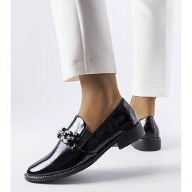 BM Černé lakované boty s krystaly od Bonne černá 1