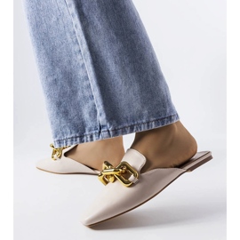 Béžové jezdce s řetízkem Hickory béžový 1