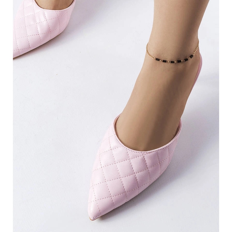 Růžové prošívané žabky od Lambert růžový 1