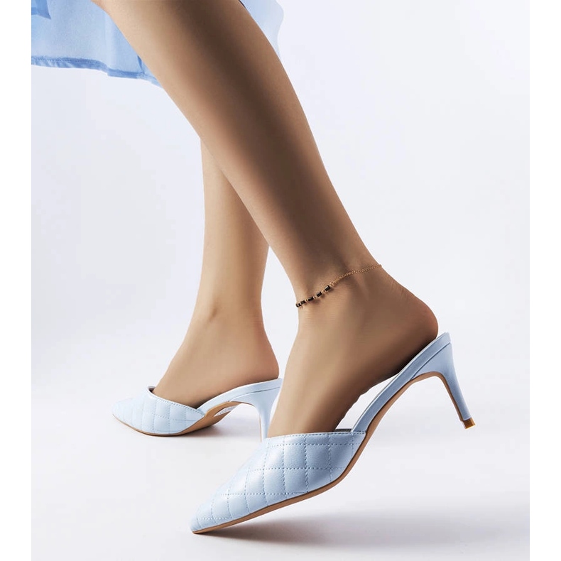 Modré prošívané žabky značky Lambert modrý 1