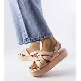 Růžové sandály na platformě Horseshoe růžový 1