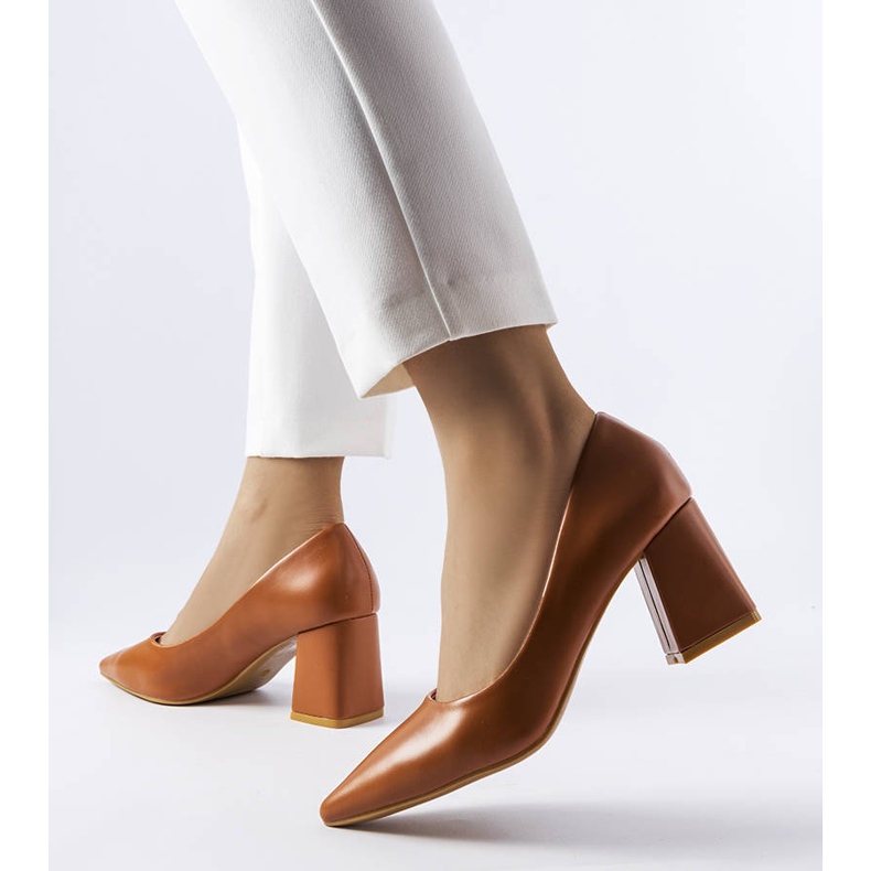 Hnědé lodičky Fanchon na vysokém podpatku hnědý 1