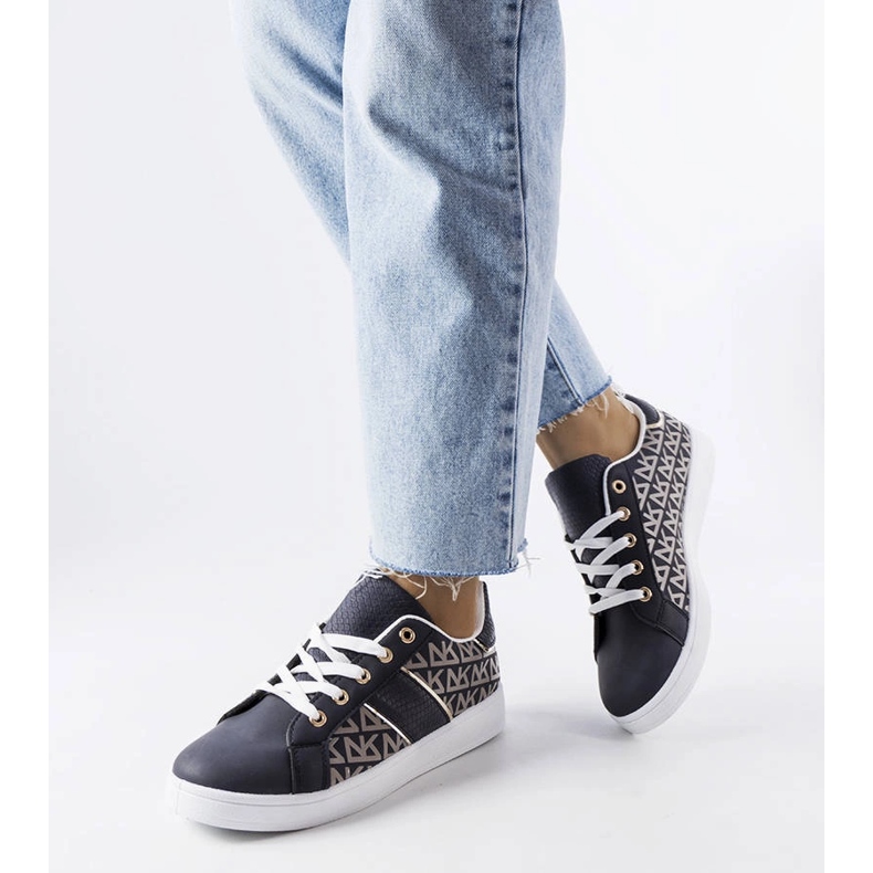 Inna Tmavě modré tenisky zdobené monogramem Bolduc modrý 1