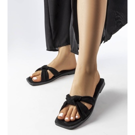 Inna Černé pantofle Pride vyrobené z ekologického semiše černá 1 Inna Černé pantofle Pride vyrobené z ekologického semiše černá 1