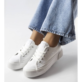 Bílé tenisky Lee Cooper LCW-23-31-1780L bílý 1