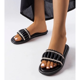 Černé žabky s kamínky Anapor černá 1