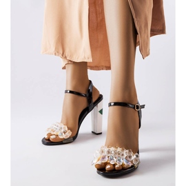 Inna Černé sandály s krystaly od Junction černá 1 Inna Černé sandály s krystaly od Junction černá 1