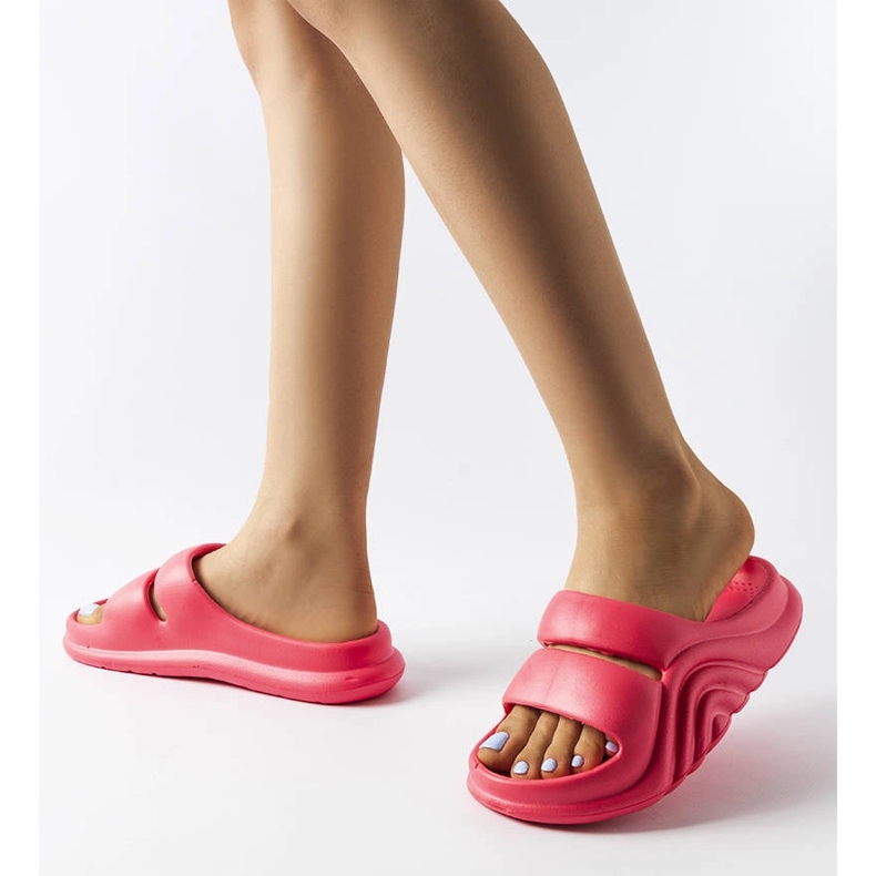 Tmavě růžové gumové skluzavky od Geneve růžový 2