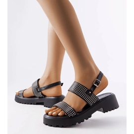 Černé sandály zdobené tryskami Biloxi černá 1