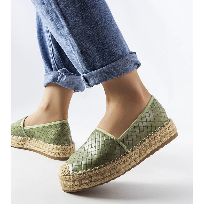 Zelené espadrilky zdobené ražbou Geoffrey zelený 1