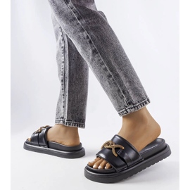 Černé sandály na platformě značky Frédérique černý 2