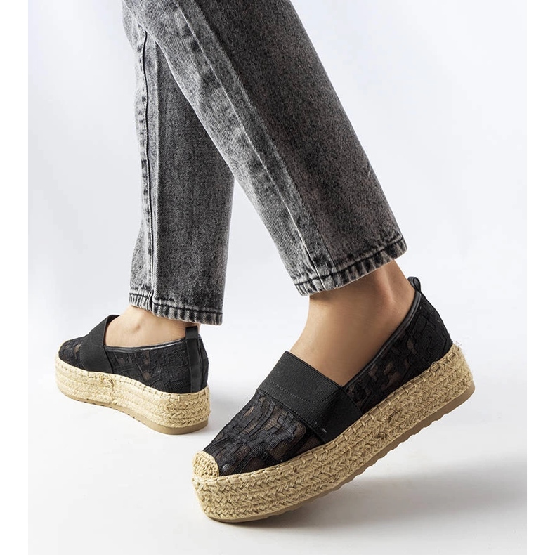 Černé síťované espadrilky od Bateliers černá 1 Černé síťované espadrilky od Bateliers černá 1