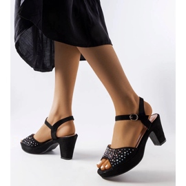 Inna Černé blokové sandály Beltane černá 1 Inna Černé blokové sandály Beltane černá 1
