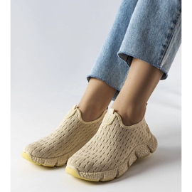 Světle béžové sportovní slip-on tenisky od Obenor béžový 1