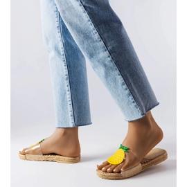 Transparentní pantofle s ozdobou Foddie bezbarvý 2 Transparentní pantofle s ozdobou Foddie bezbarvý 2