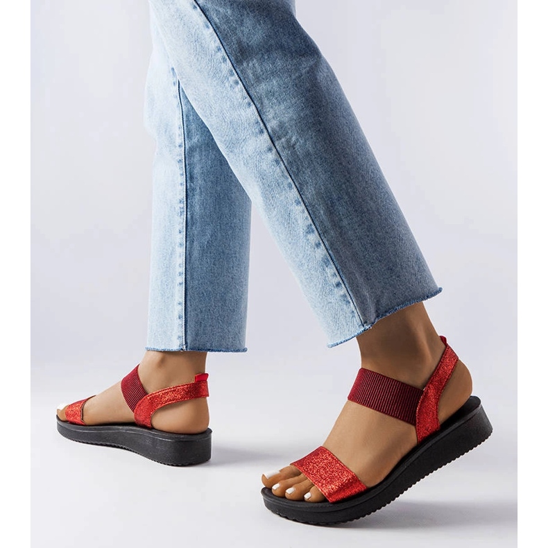 Červené třpytivé sandály od Amathous 1