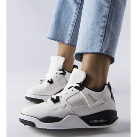 Bílé tenisky z kombinovaných materiálů Malas bílý 1