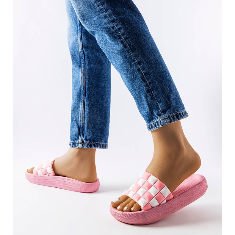 Růžové gumové skluzavky na platformě od Elin růžový 2