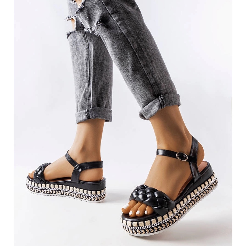 Černé sandály na platformě Katrin černá 1