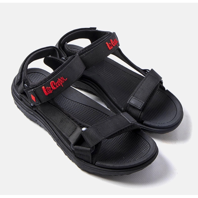 Lee Cooper Černé sportovní sandály se suchým zipem LCW-34-0960M černý 1